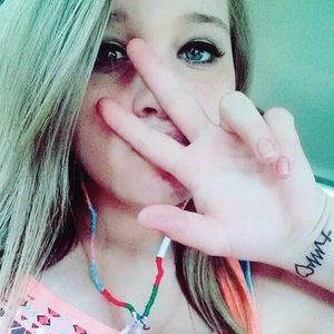 Meet your Posher, Xena